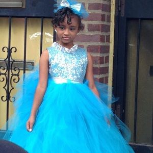 Meet your Posher, Loretta